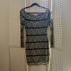 Gianni Bini Green and Gold Lace Long Sleeve Dress